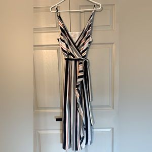 Loft Outlet wrap style dress